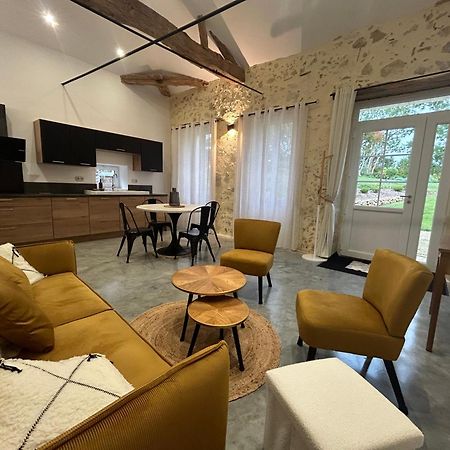 Maison De Vacances Gondrin ภายนอก รูปภาพ